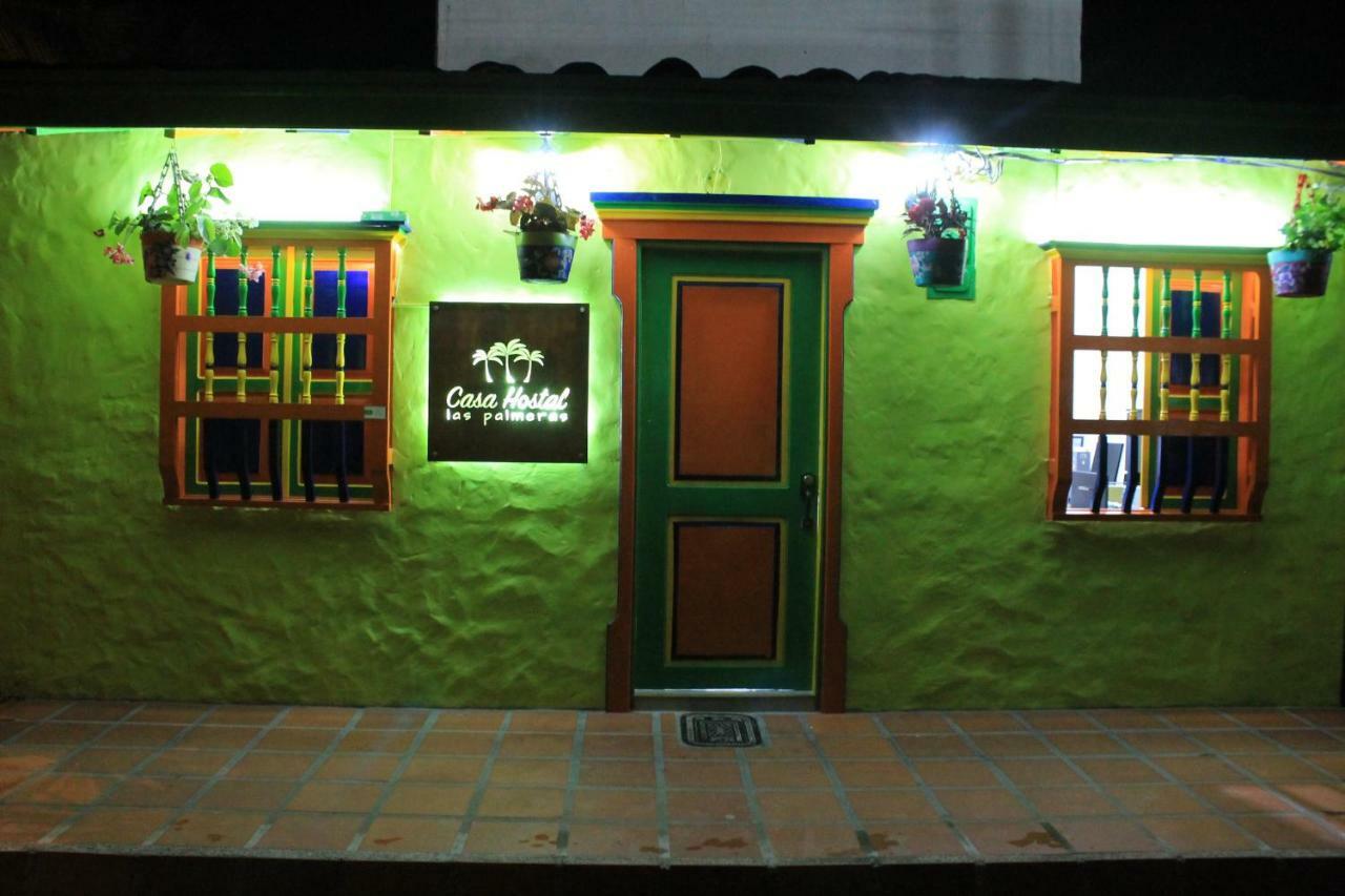 Casa Hostal Las Palmeras กัวตาเป ภายนอก รูปภาพ