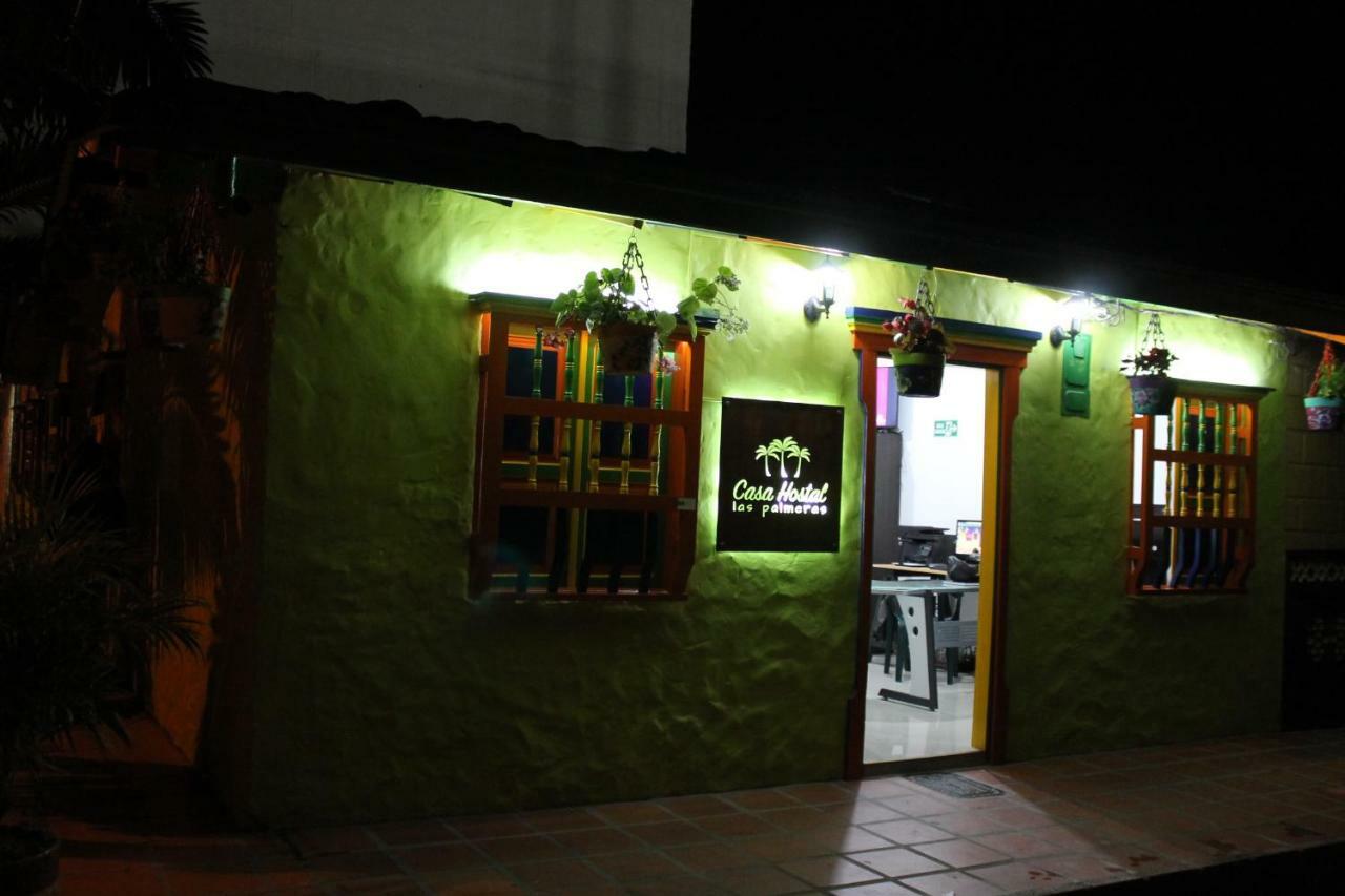 Casa Hostal Las Palmeras กัวตาเป ภายนอก รูปภาพ