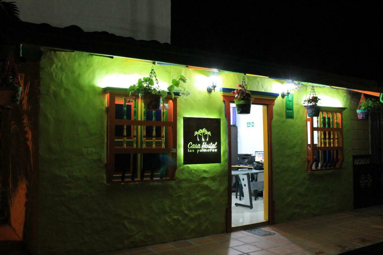 Casa Hostal Las Palmeras กัวตาเป ภายนอก รูปภาพ